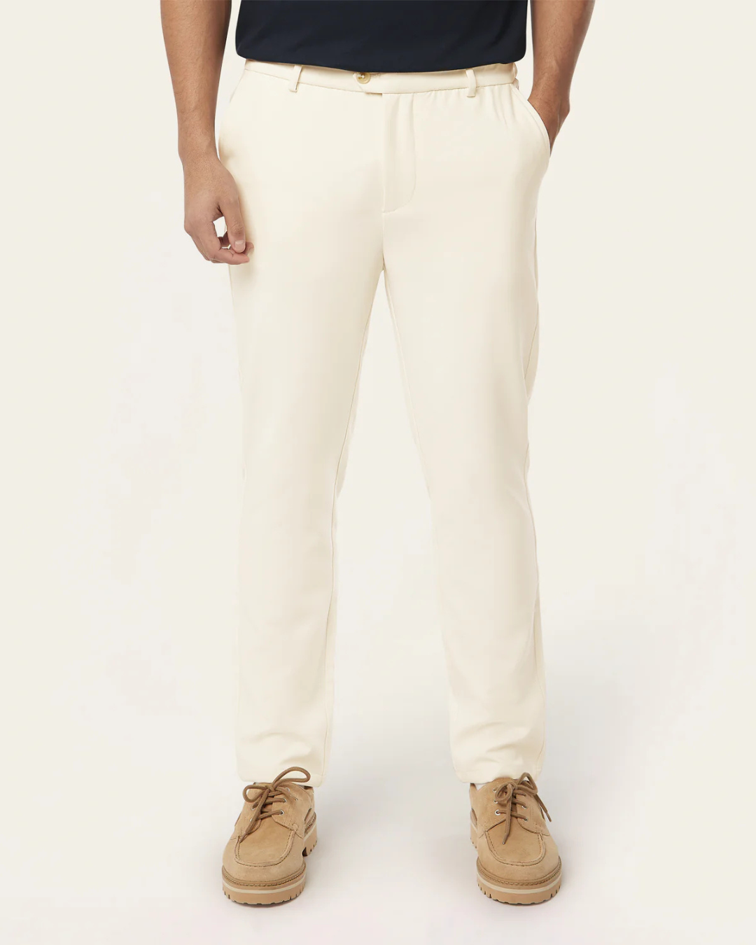 Pantalón Clásico para Hombre con Cremalleras Invisibles en los Bolsillos y Tejido Impermeable
