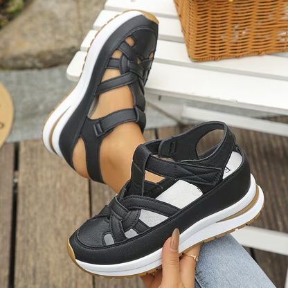 Sandalias deportivas con cuña baja®