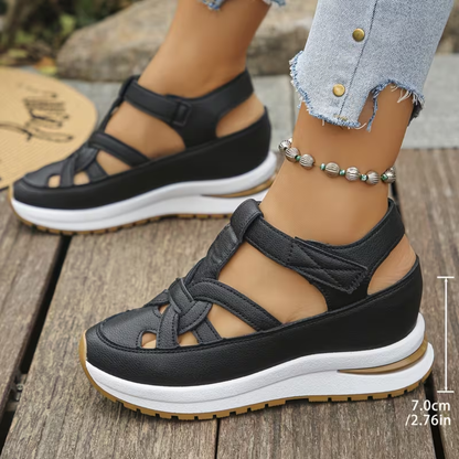 Sandalias deportivas con cuña baja®