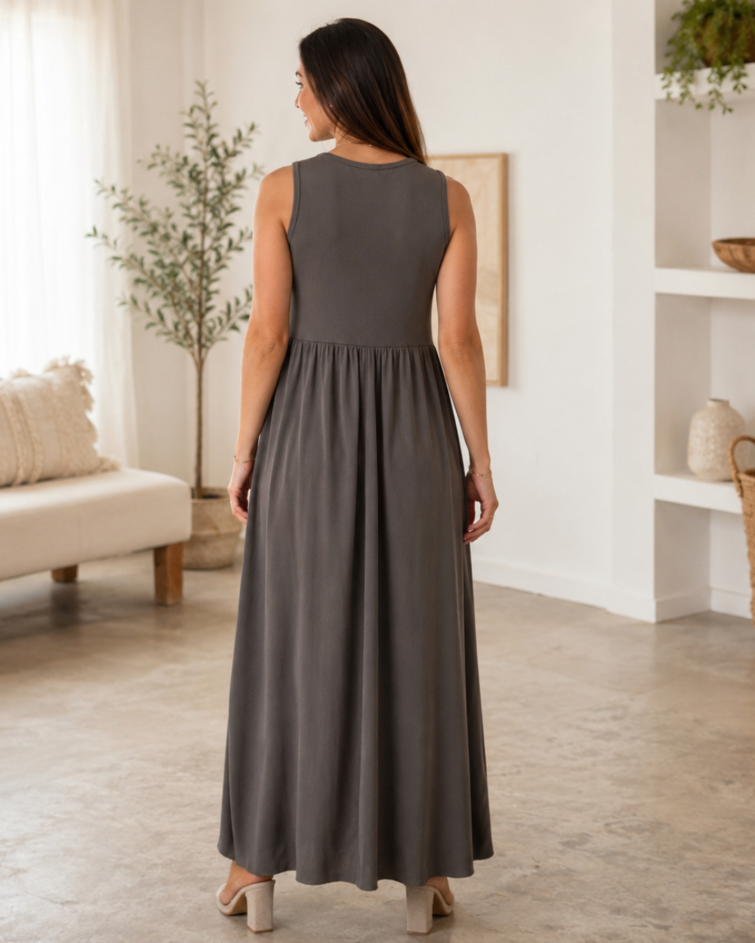 Vestido Largo Fluido sin Mangas