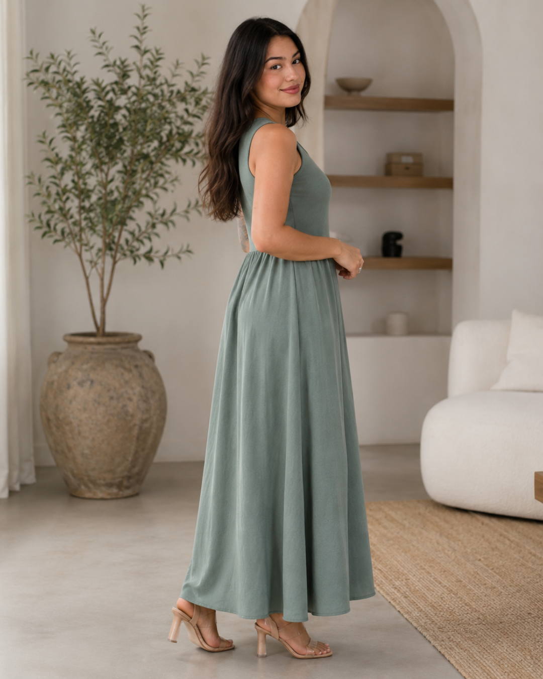 Vestido Largo Fluido sin Mangas