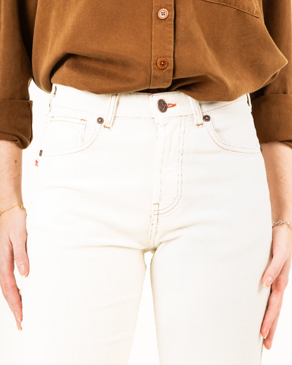 Pantalón de Pana Orgánica de Corte Recto para Mujer®